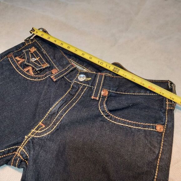 True Religion Cropped Shorts - Picture 5 of 12